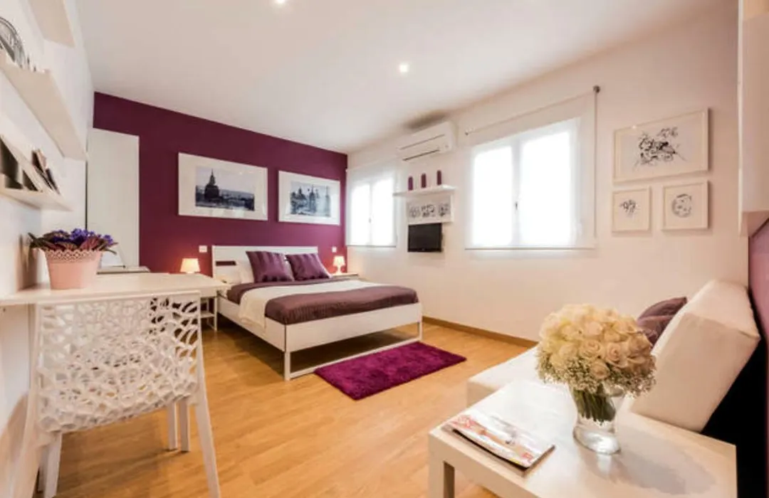 Apartamento en Calle Jardines - Madrid Centro-1